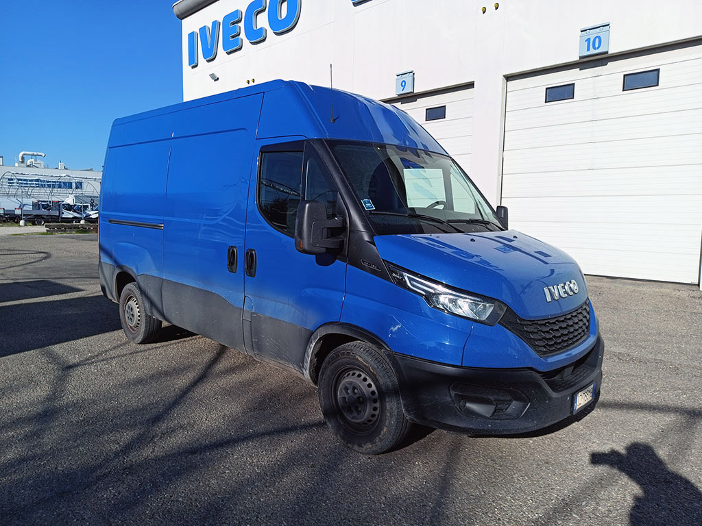 IVECO DAILY 35S16 AUTOMATICO – 4703